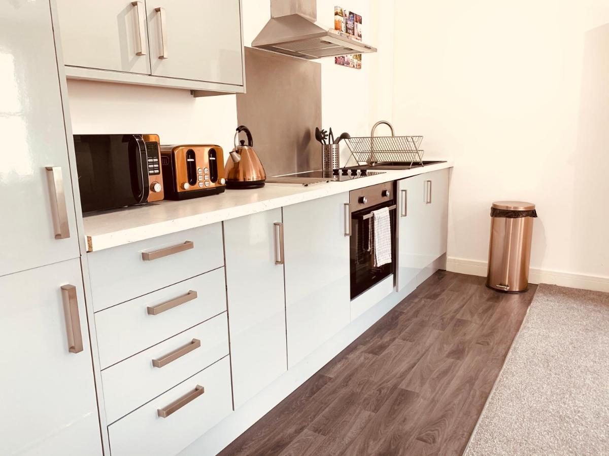 Elthorne Luxury Apartments - אוקסברידג' מראה חיצוני תמונה