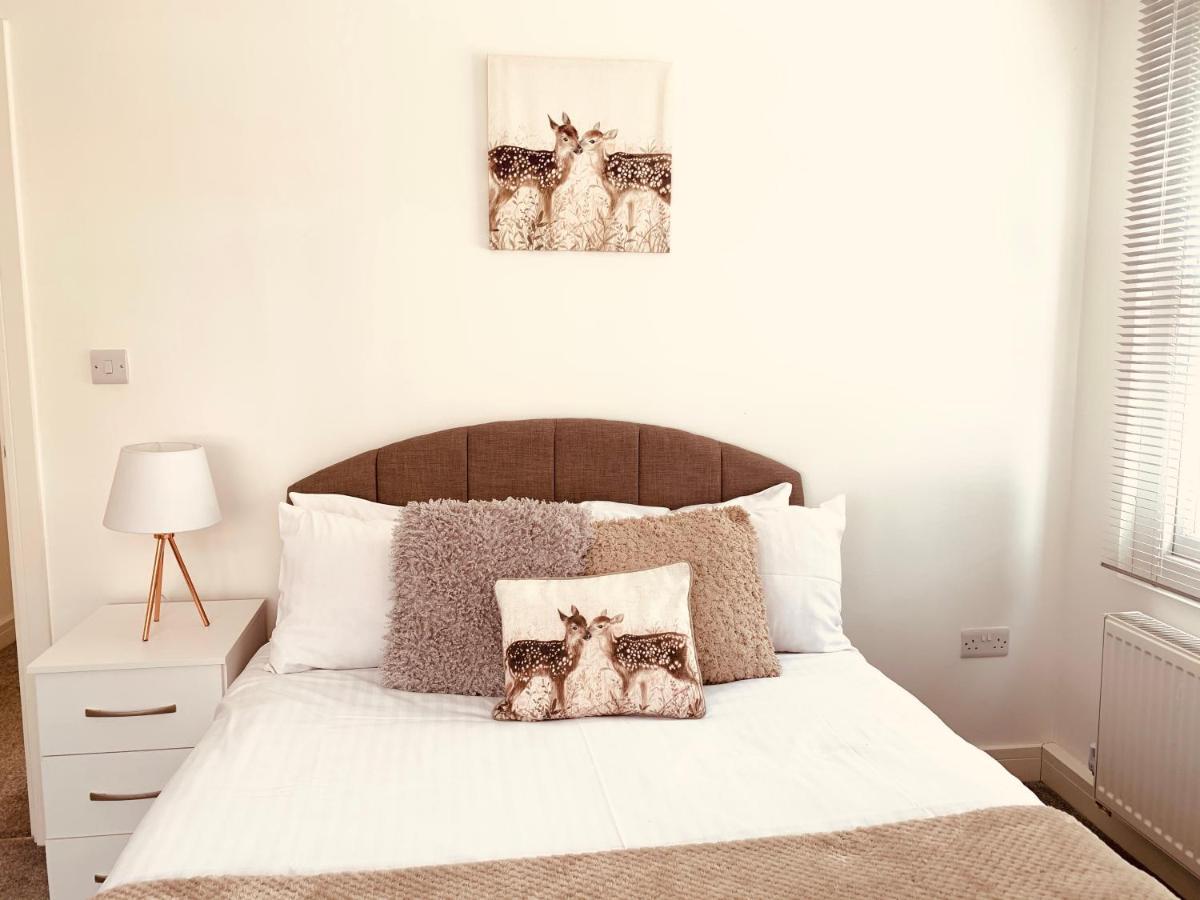 Elthorne Luxury Apartments - אוקסברידג' מראה חיצוני תמונה