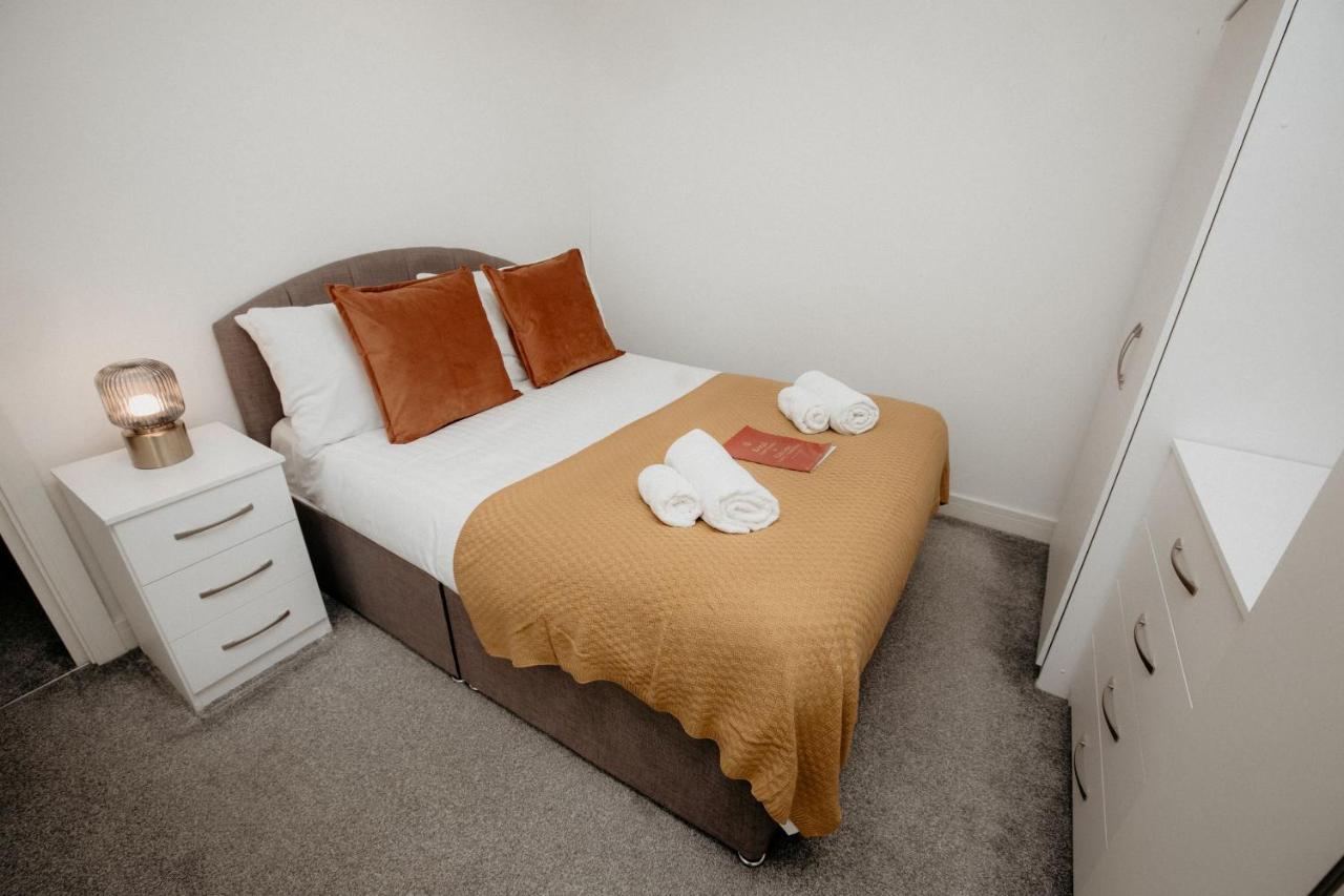 Elthorne Luxury Apartments - אוקסברידג' מראה חיצוני תמונה