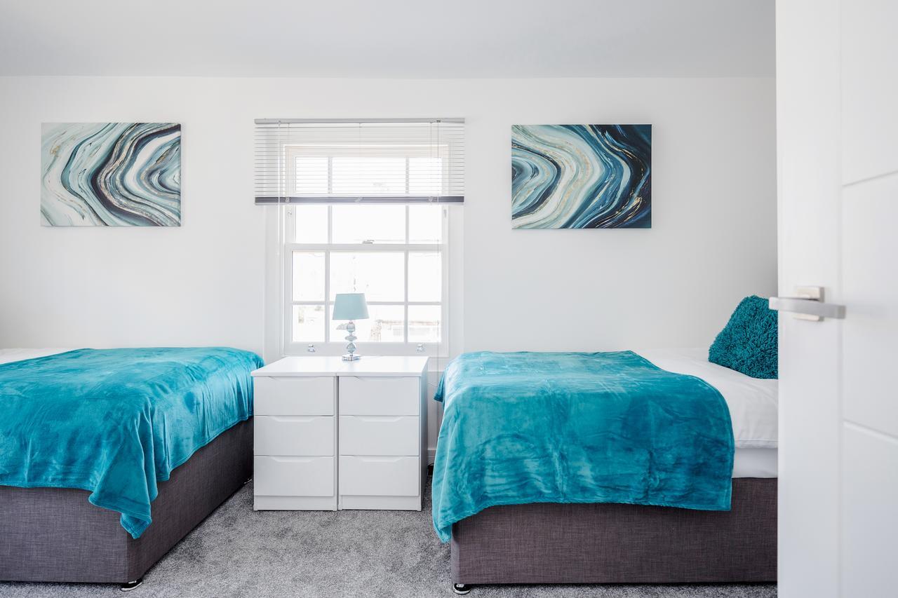 Elthorne Luxury Apartments - אוקסברידג' מראה חיצוני תמונה